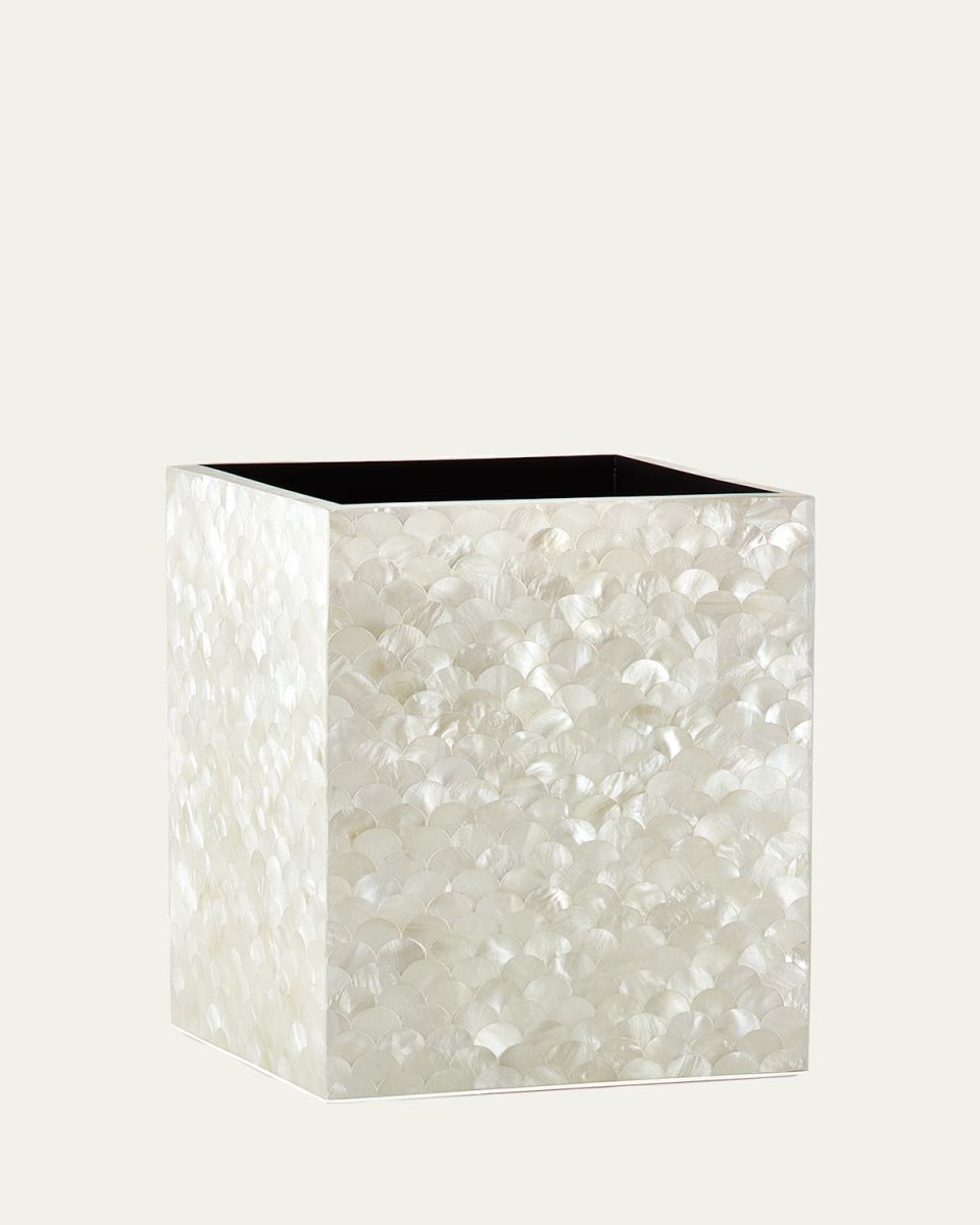 Poisson Wastebasket
